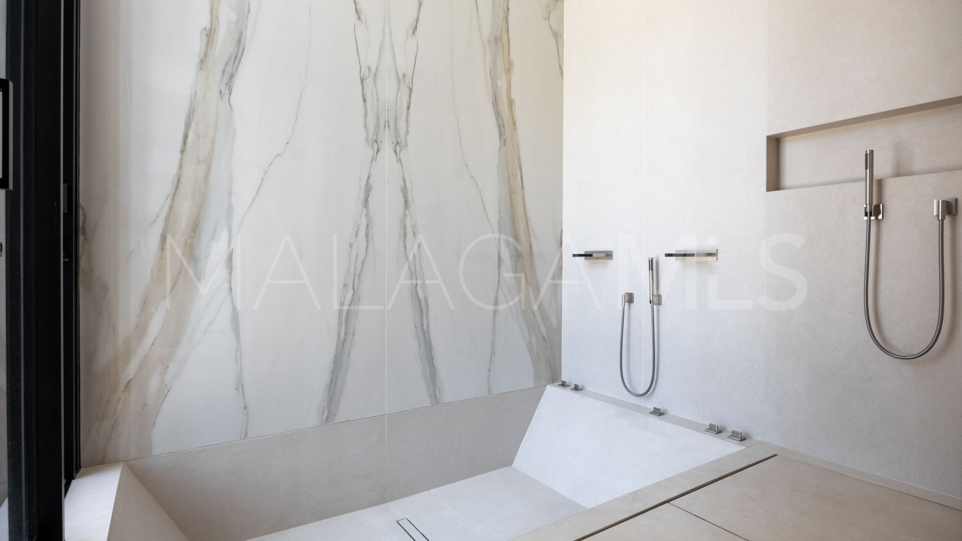 Villa for sale in El Madroñal