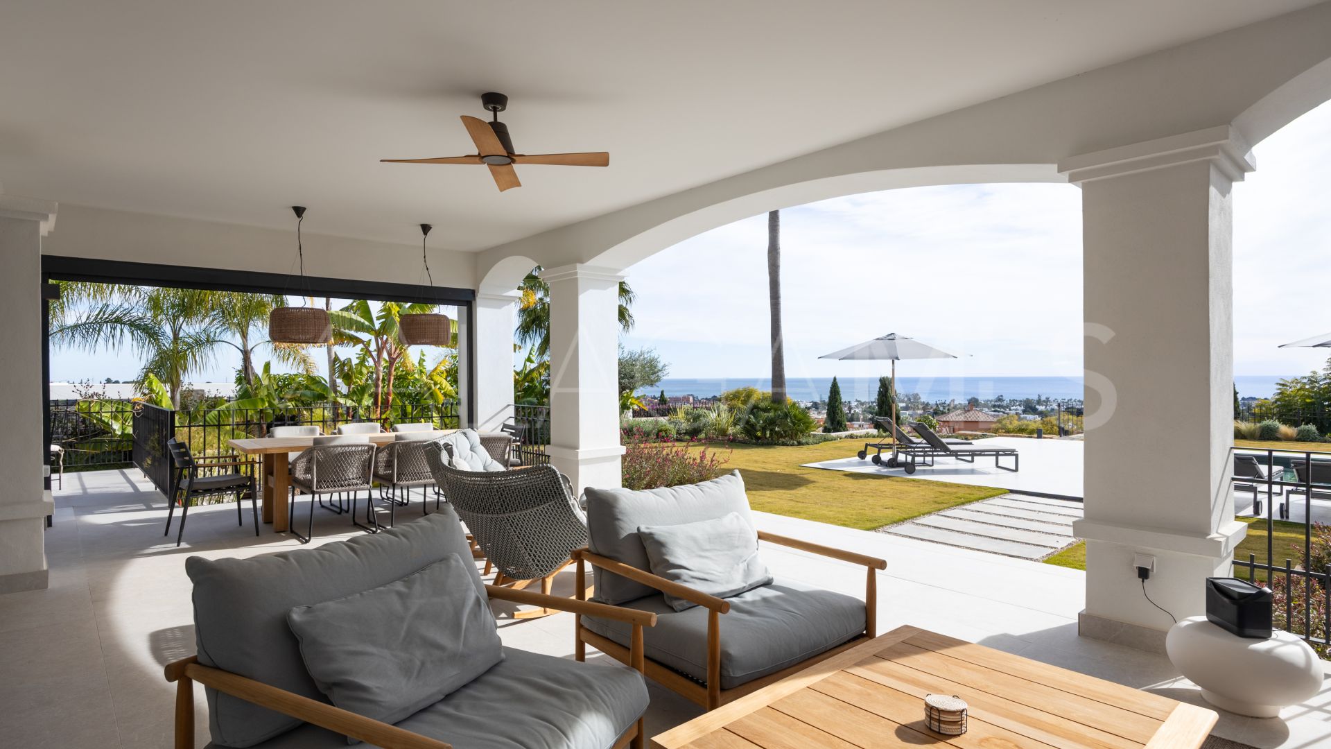 Villa for sale in Los Flamingos