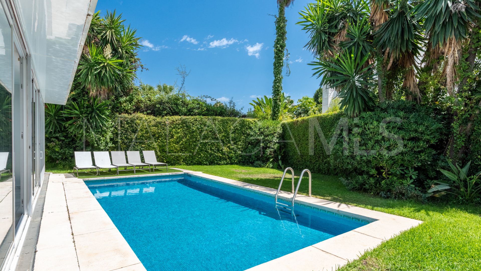 For sale Los Monteros semi detached villa with 7 bedrooms