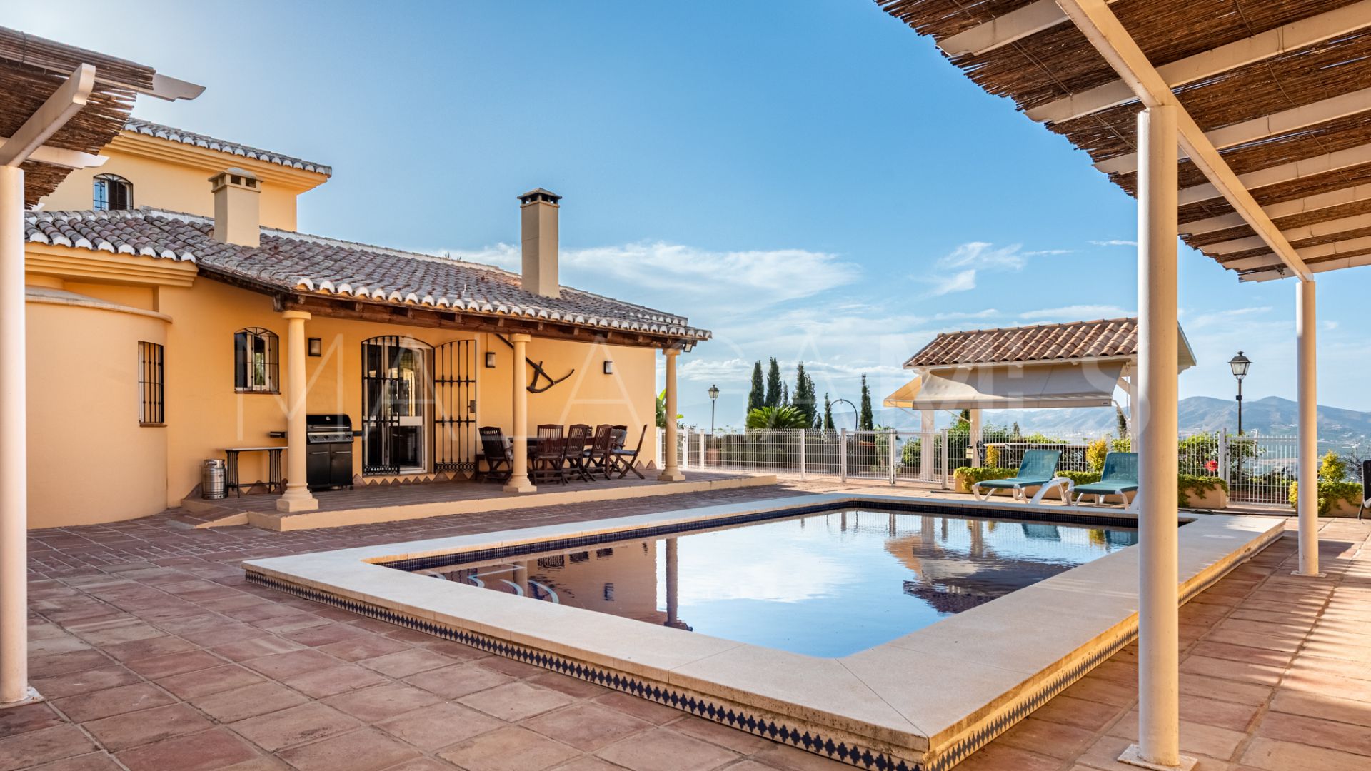 Villa for sale in Alhaurin de la Torre