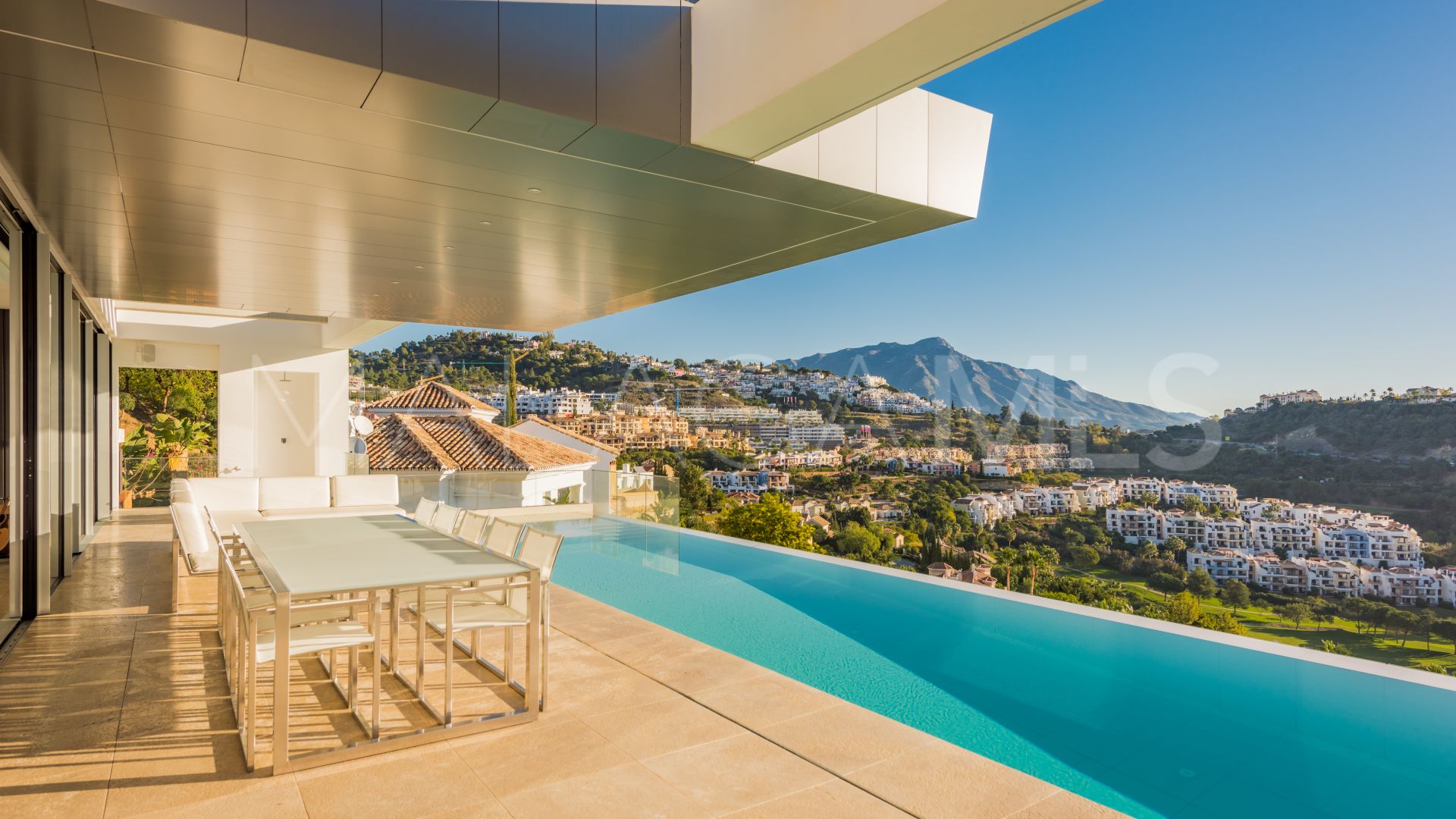 Villa for sale de 4 bedrooms in Los Arqueros