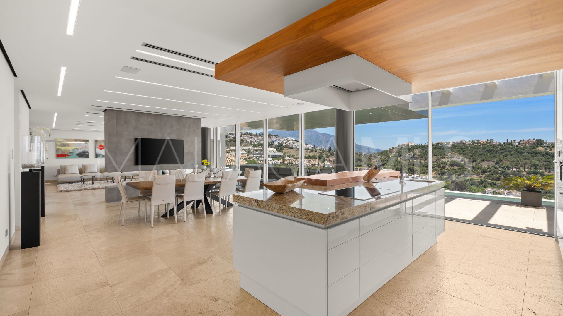 Villa for sale in Los Arqueros