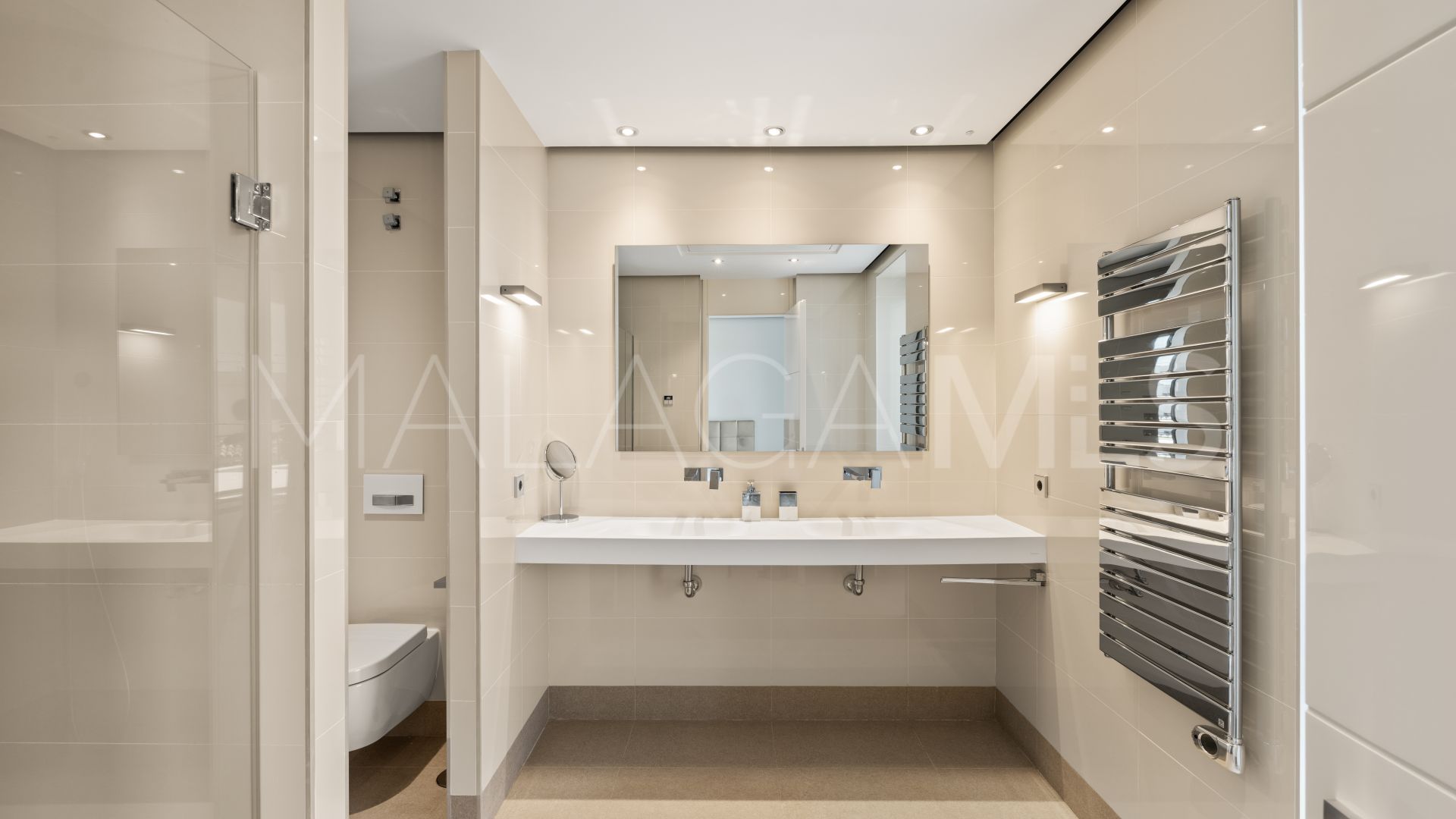 Villa for sale in Los Arqueros