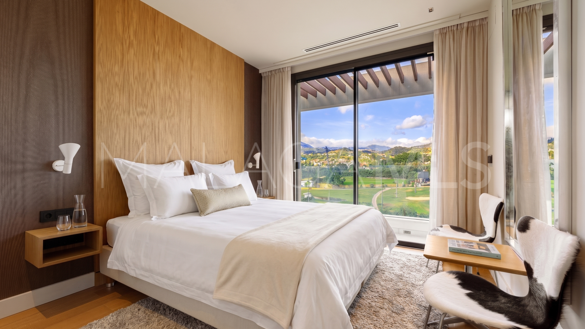 Villa for sale in Los Naranjos Golf