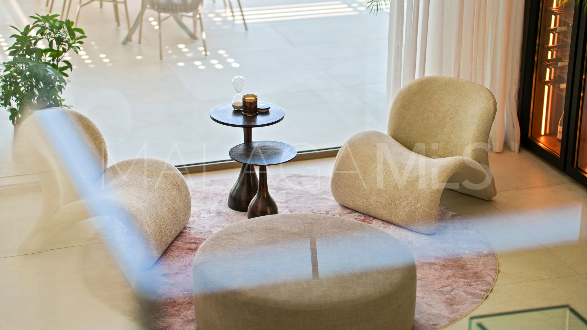 Buy Nueva Andalucia 5 bedrooms villa
