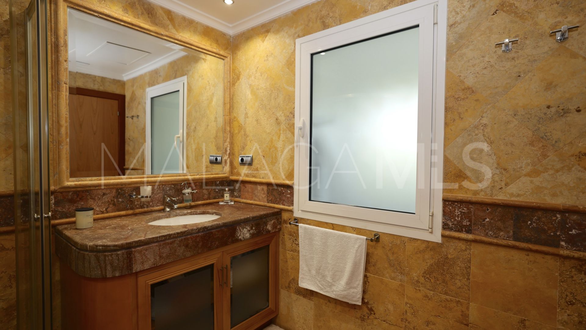 El Embrujo Banús 2 bedrooms apartment for sale