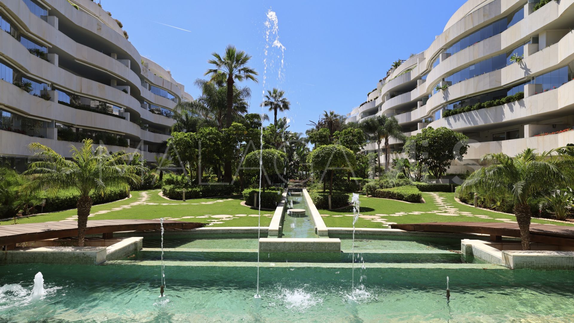 El Embrujo Banús 2 bedrooms apartment for sale