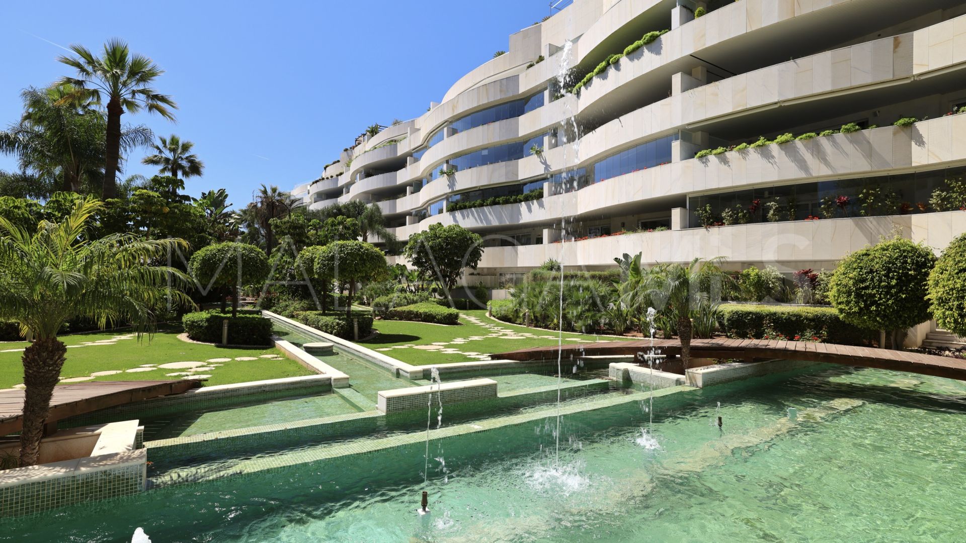 El Embrujo Banús 2 bedrooms apartment for sale