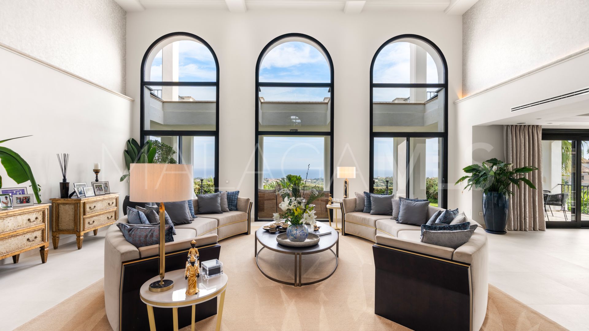Se vende villa with 6 bedrooms in Marbella Hill Club