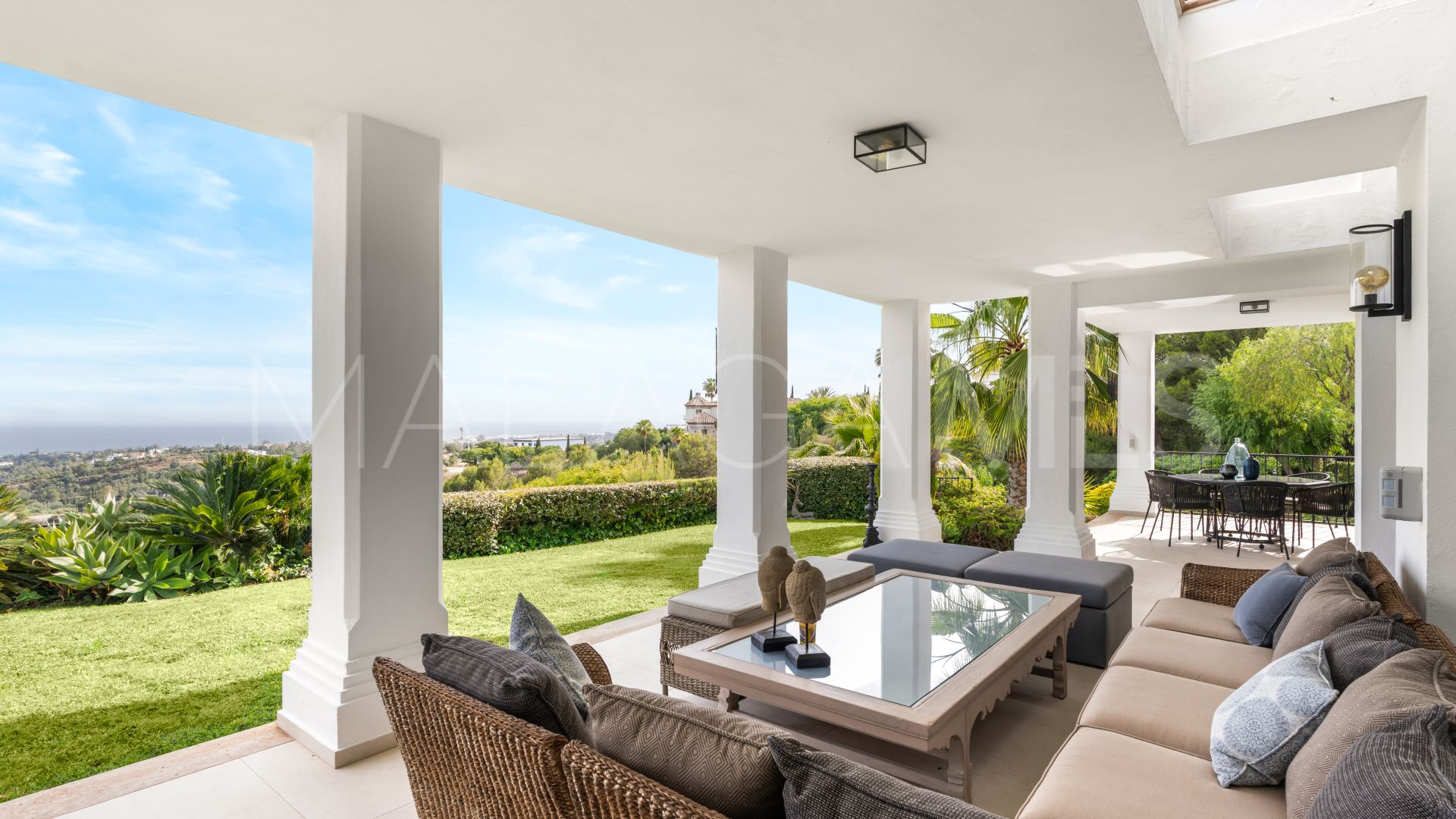 Se vende villa with 6 bedrooms in Marbella Hill Club