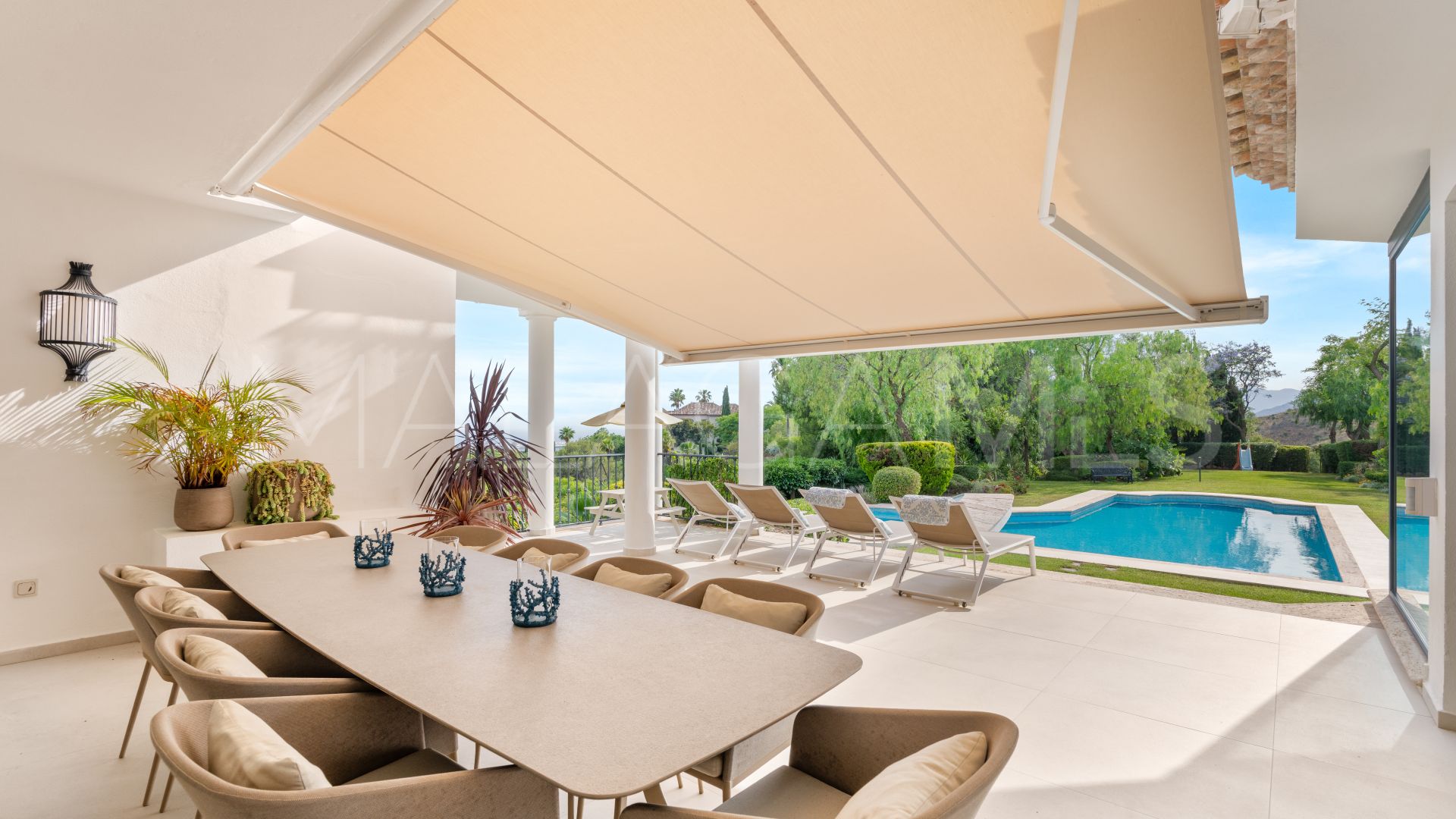 Se vende villa with 6 bedrooms in Marbella Hill Club
