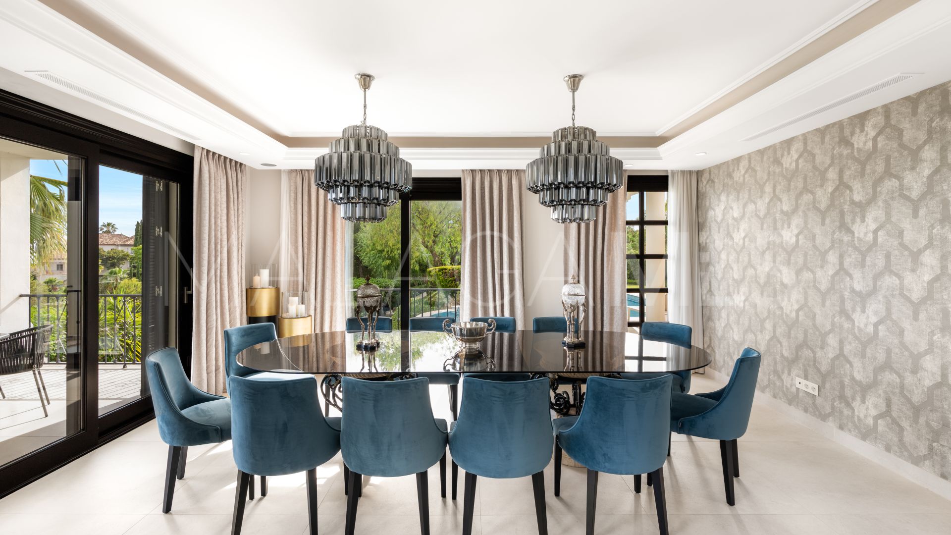 Se vende villa with 6 bedrooms in Marbella Hill Club