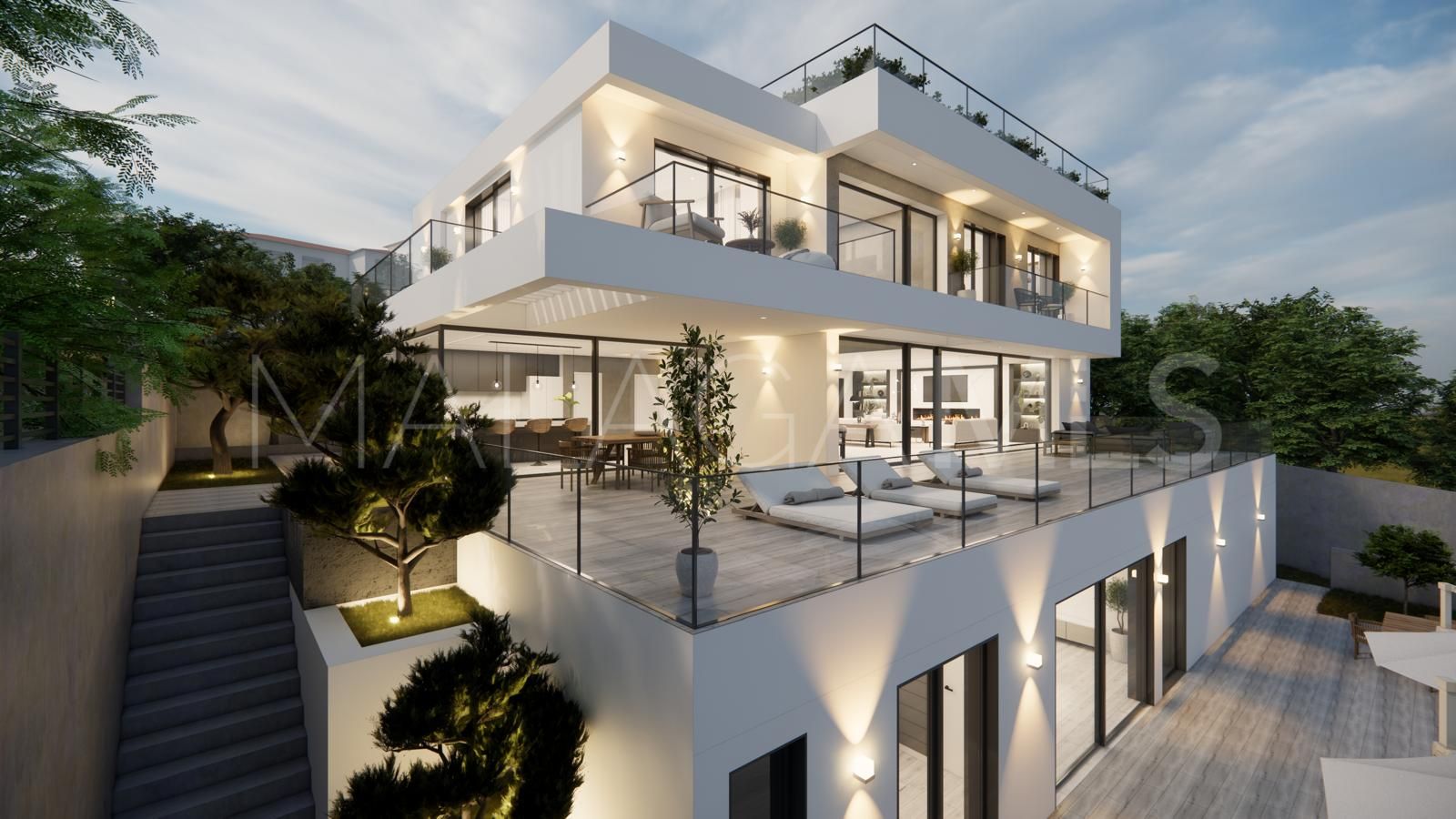 Villa for sale in Elviria