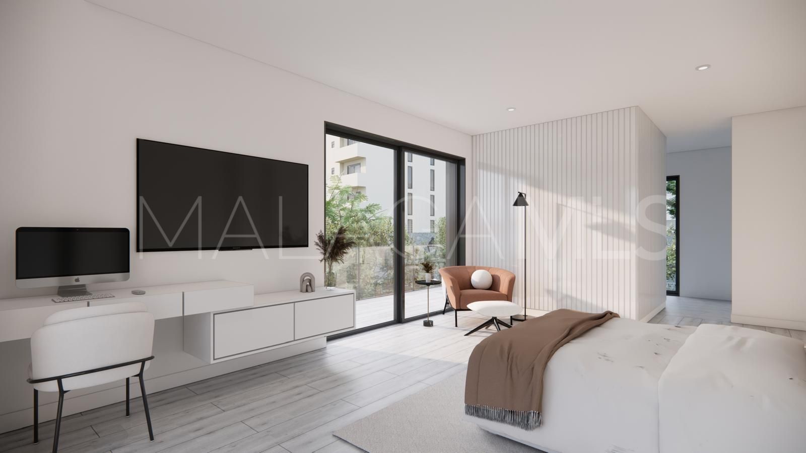 Villa for sale in Elviria
