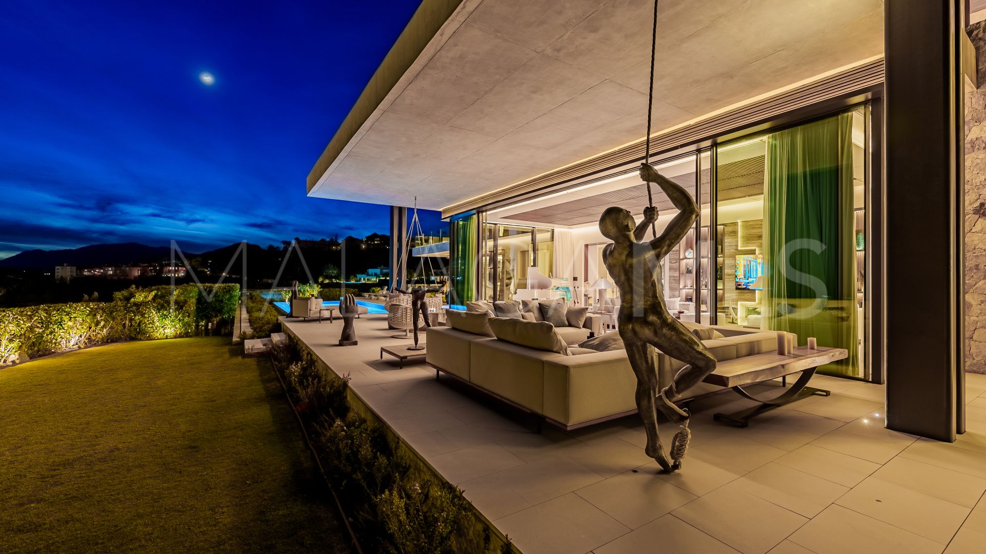 Villa for sale in The Hills