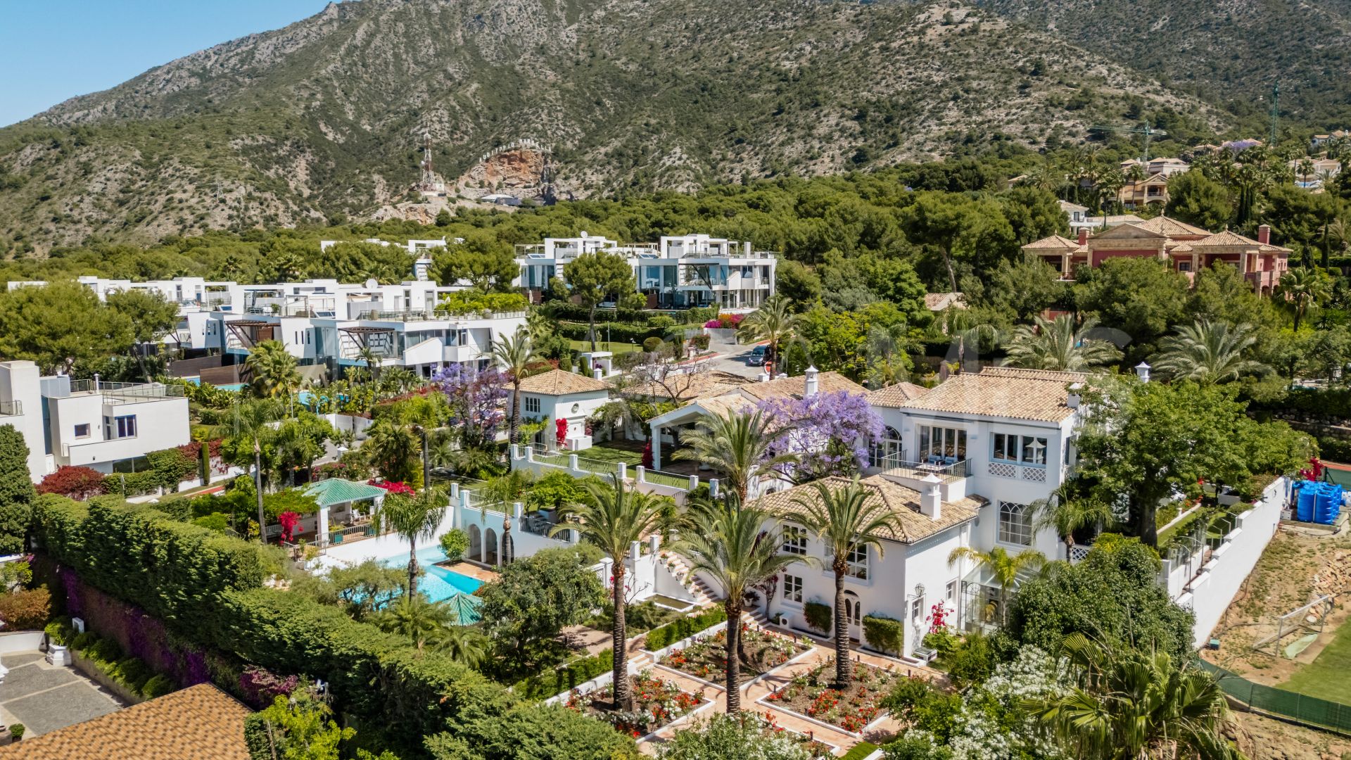 Villa for sale in Sierra Blanca