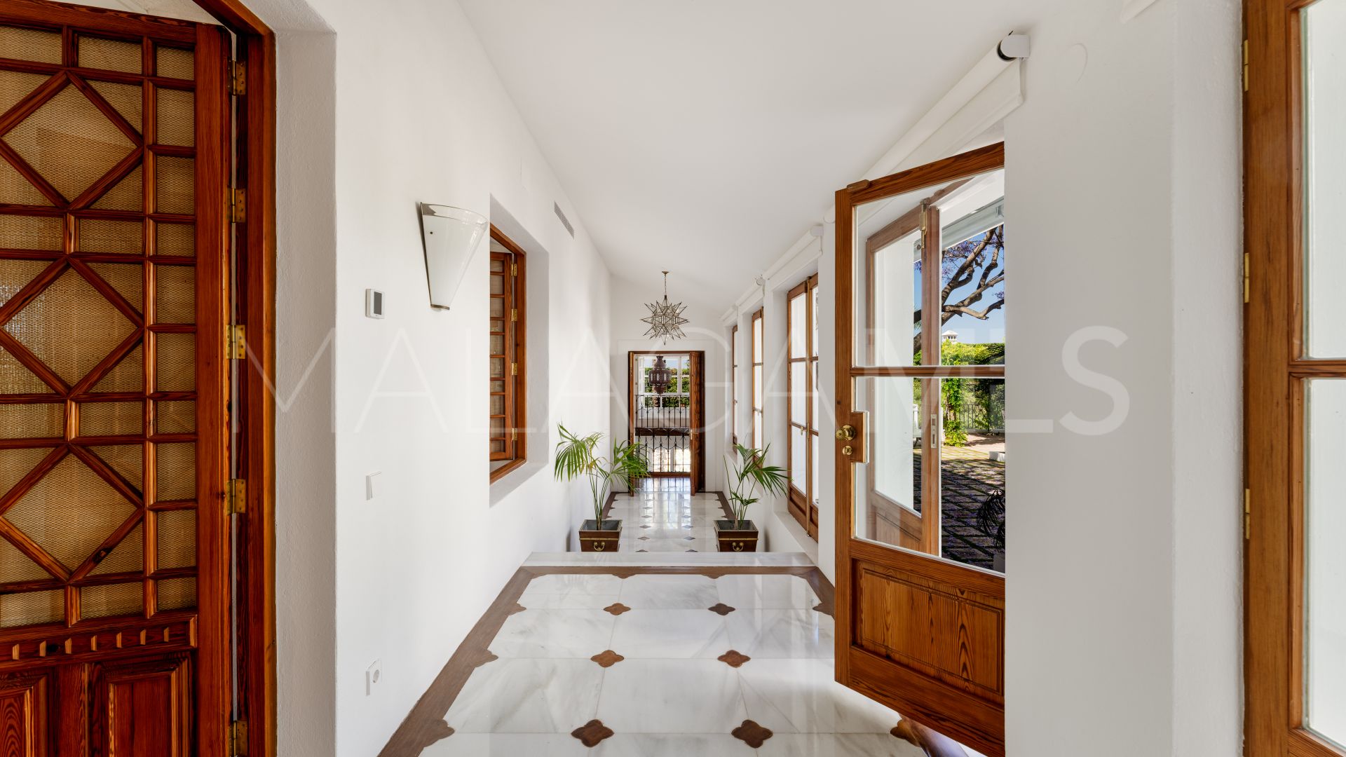 Villa for sale in Sierra Blanca