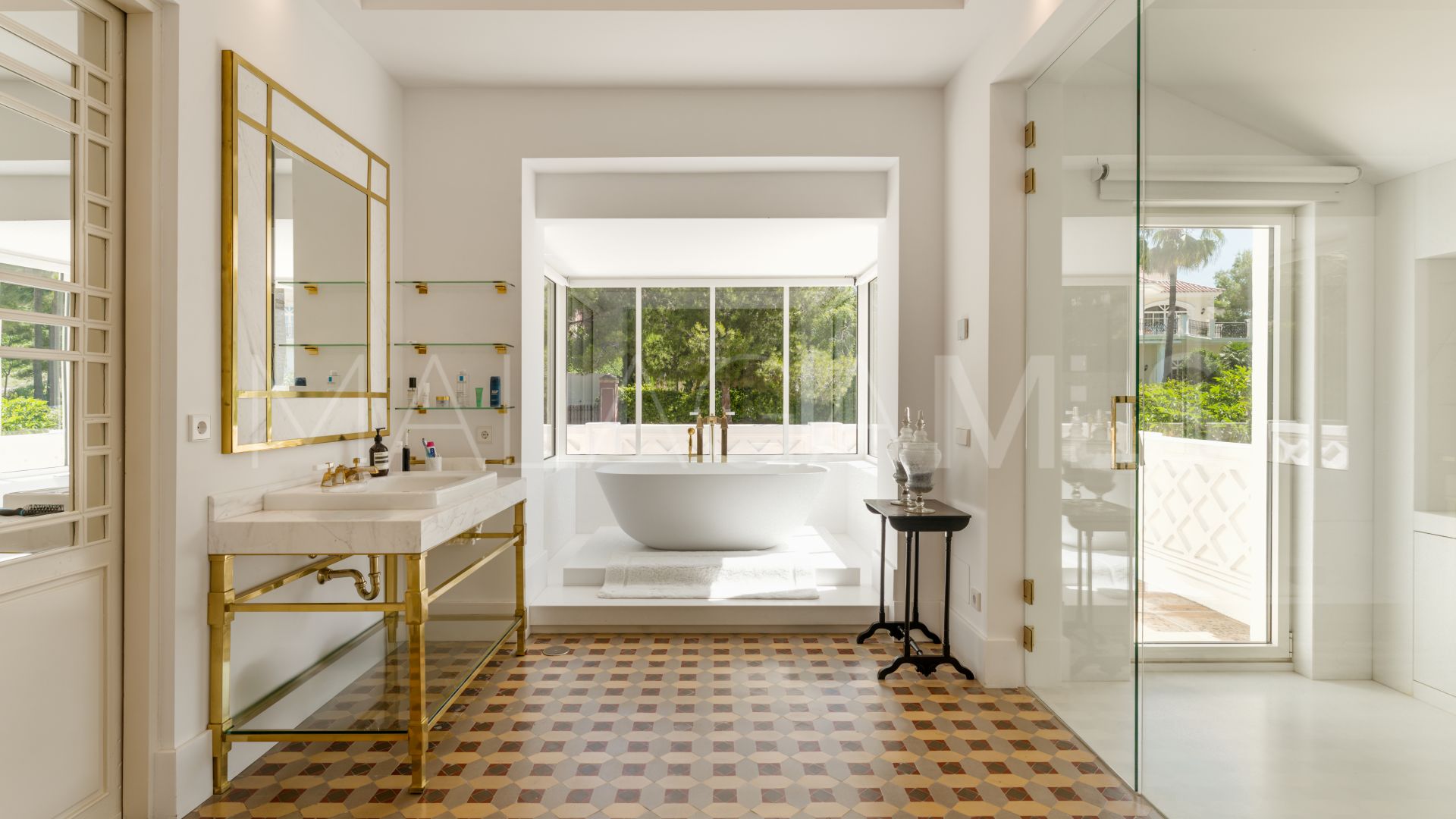 Villa for sale in Sierra Blanca