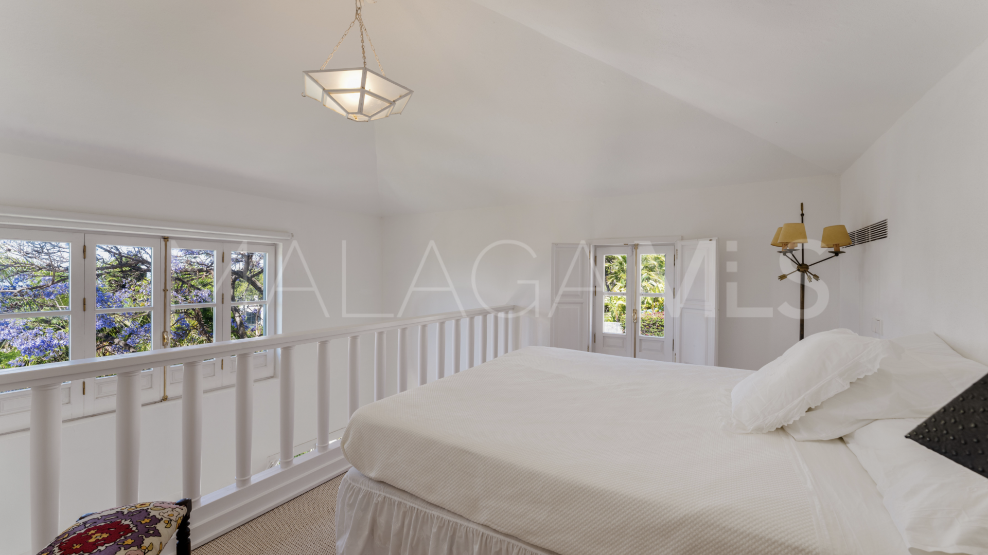 Villa for sale in Sierra Blanca