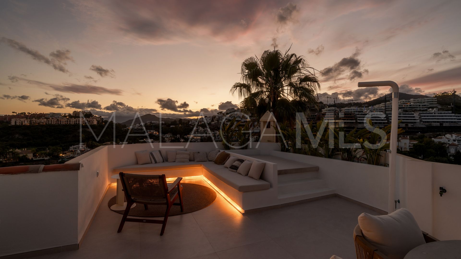 Duplex penthouse for sale in La Quinta Hills