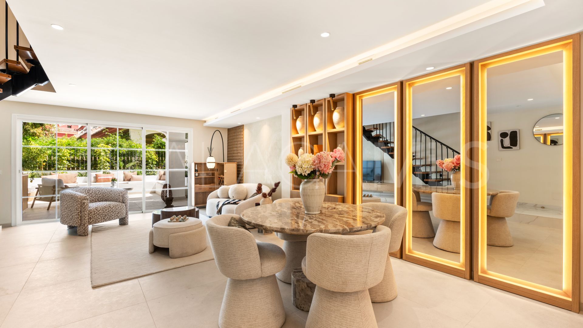 Radhus for sale in Golden Mile