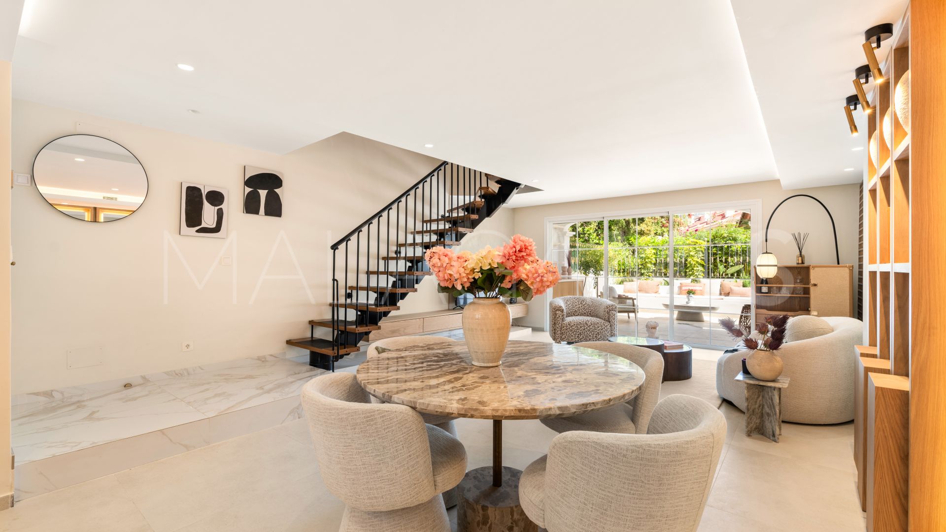 Radhus for sale in Golden Mile