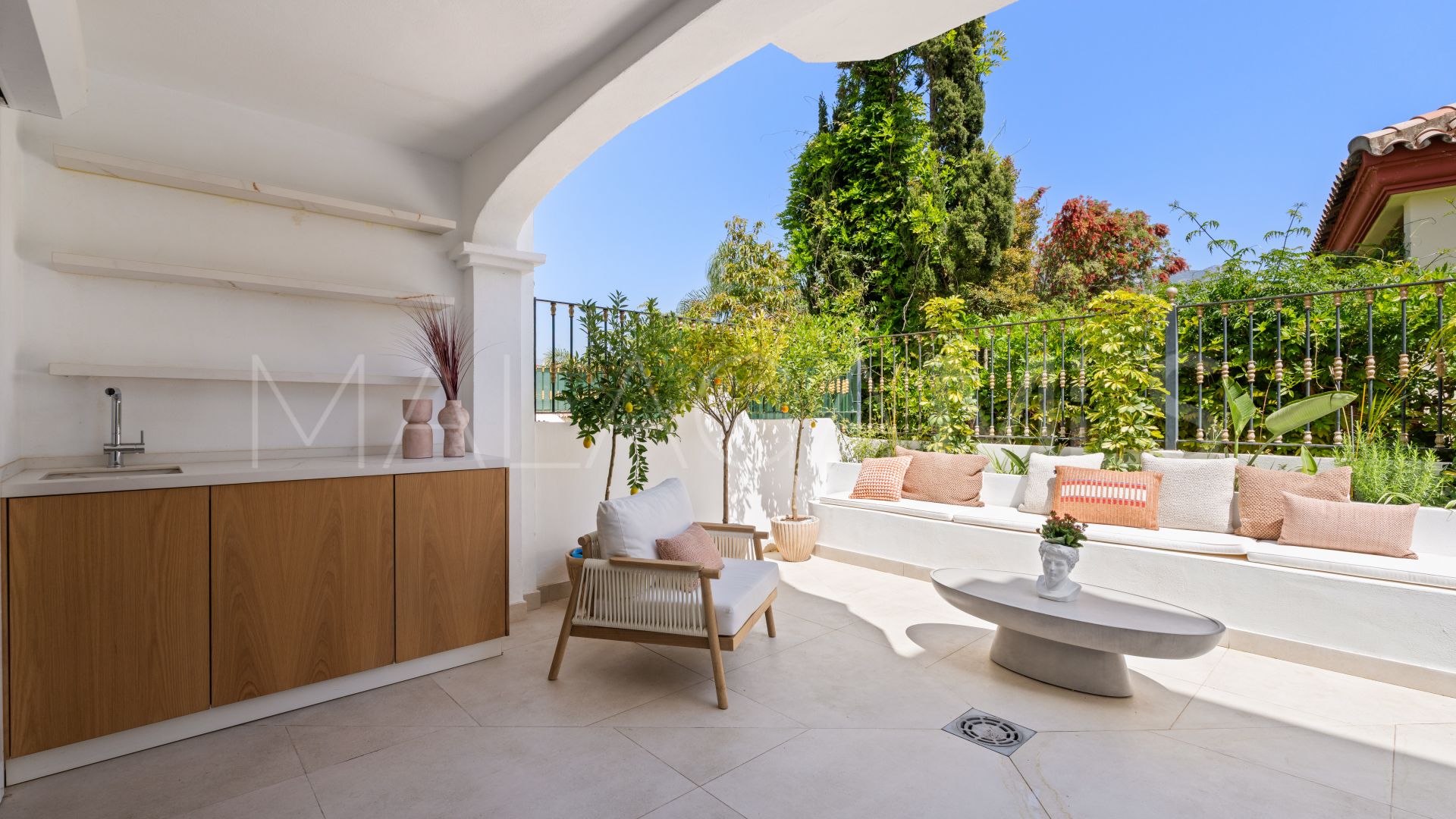 Maison de ville for sale in Golden Mile
