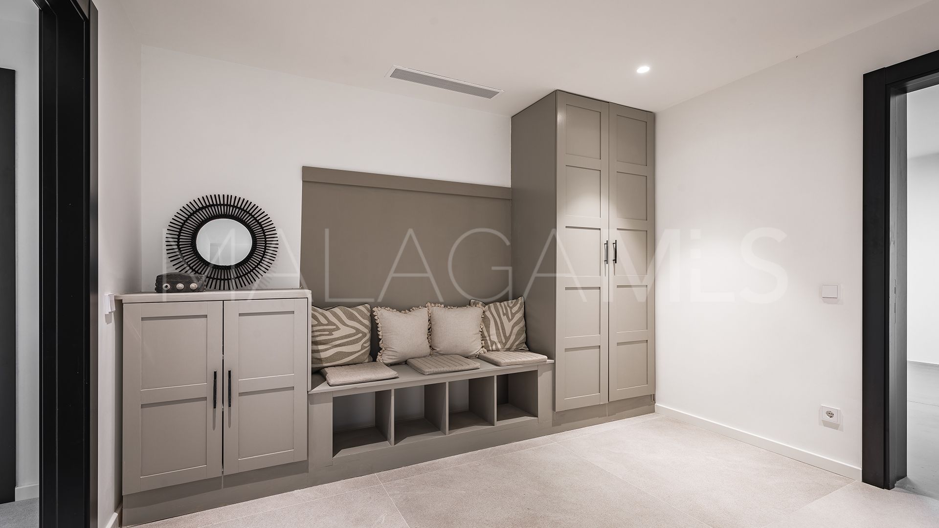 Villa for sale in El Madroñal