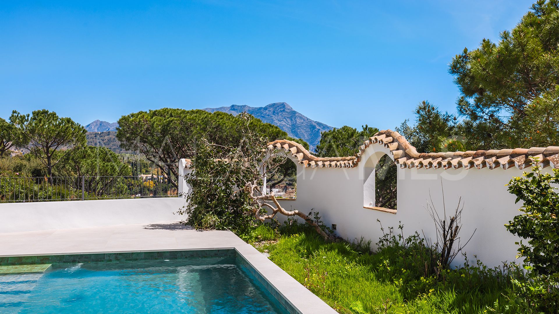 Villa for sale in El Madroñal
