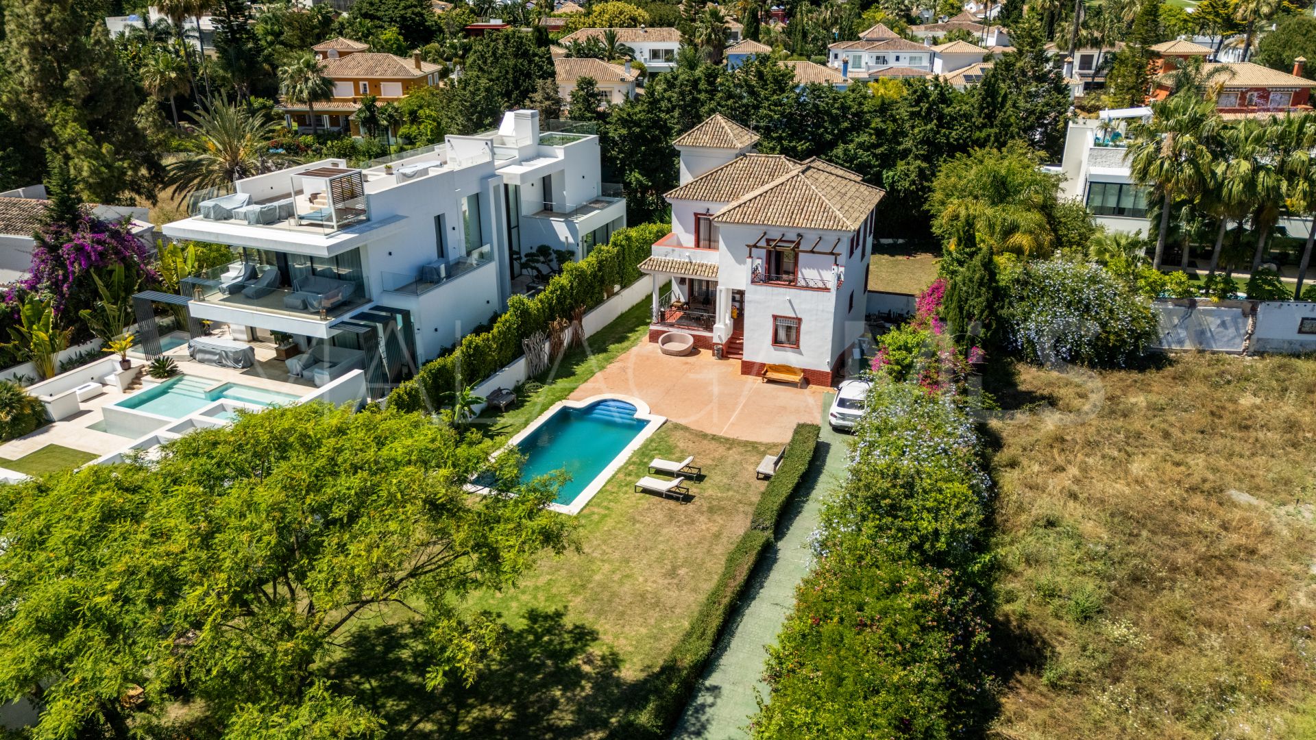 Villa for sale in Casasola