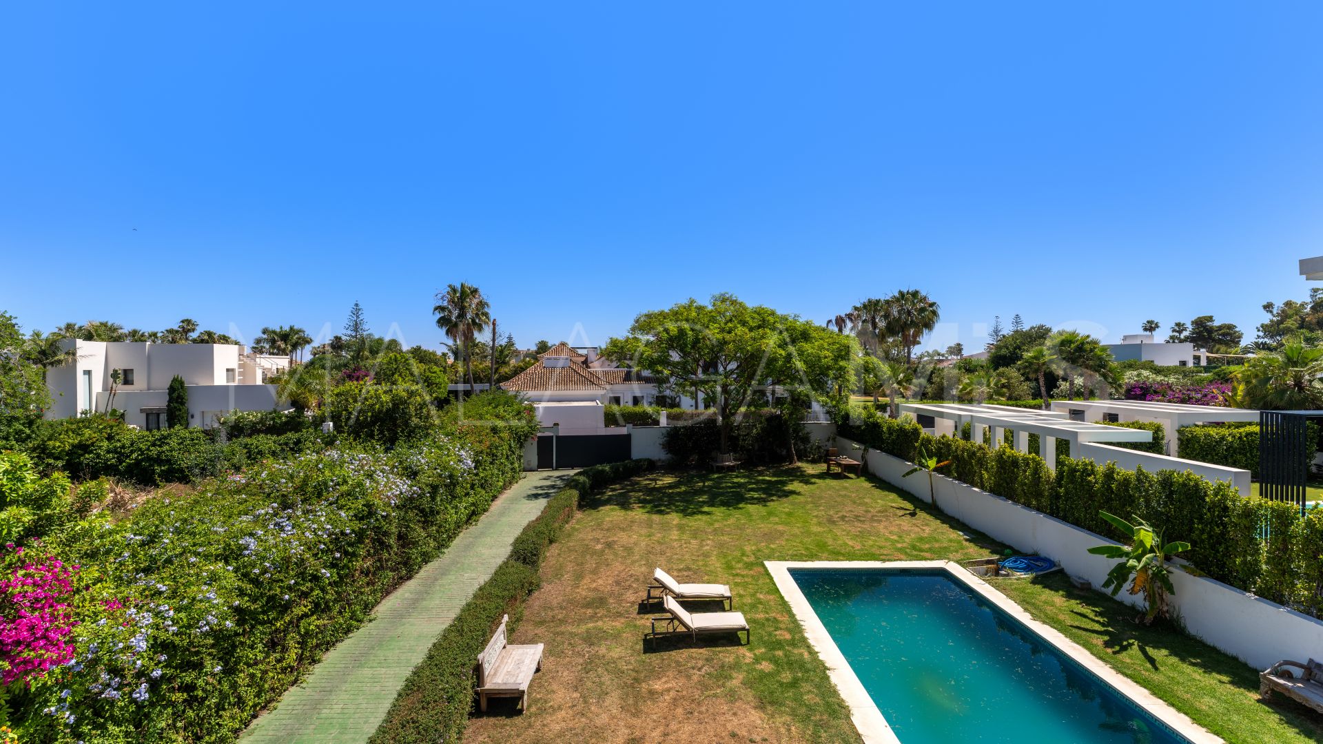 Villa for sale in Casasola