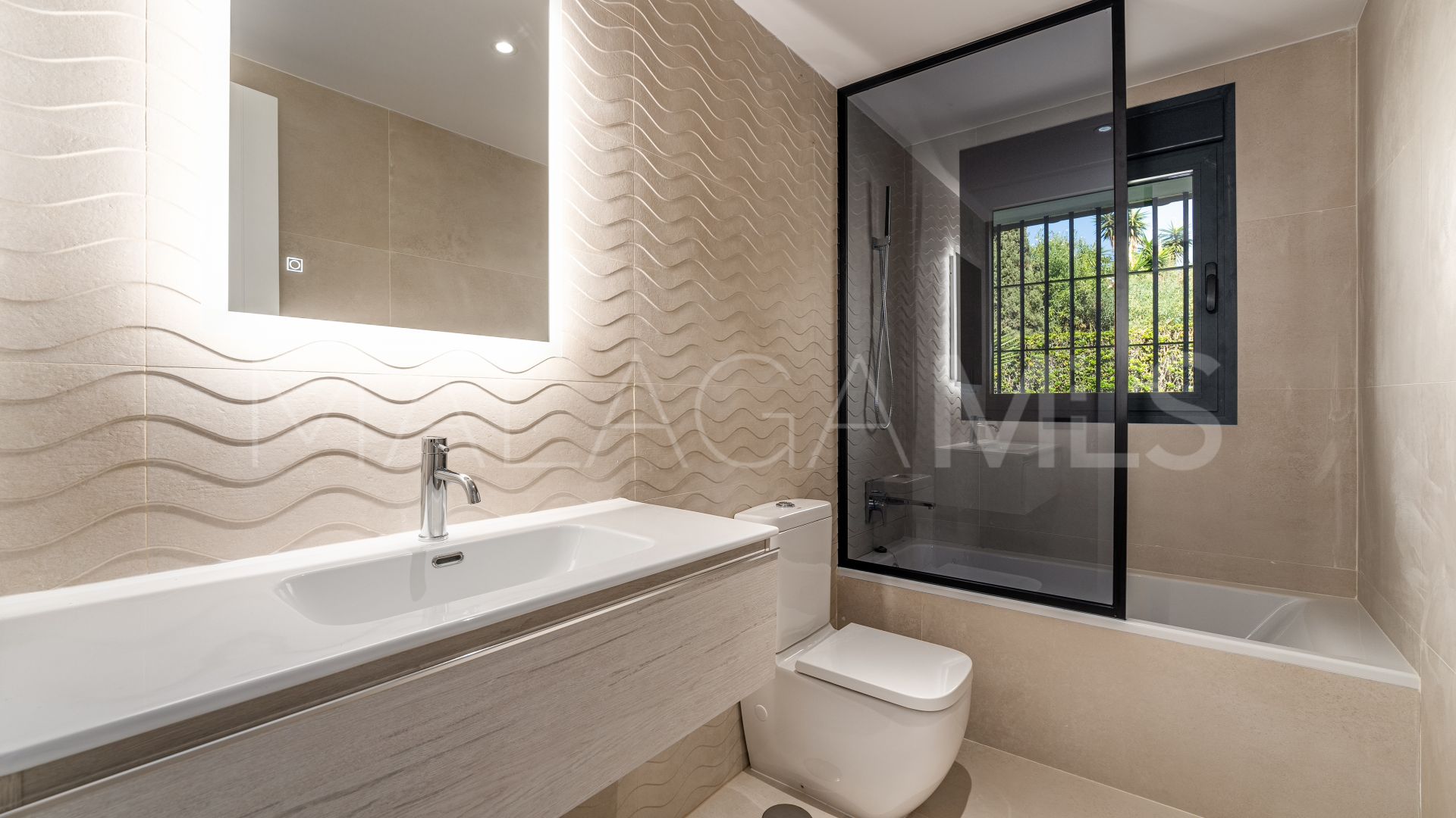 Villa for sale in Cala de Mijas