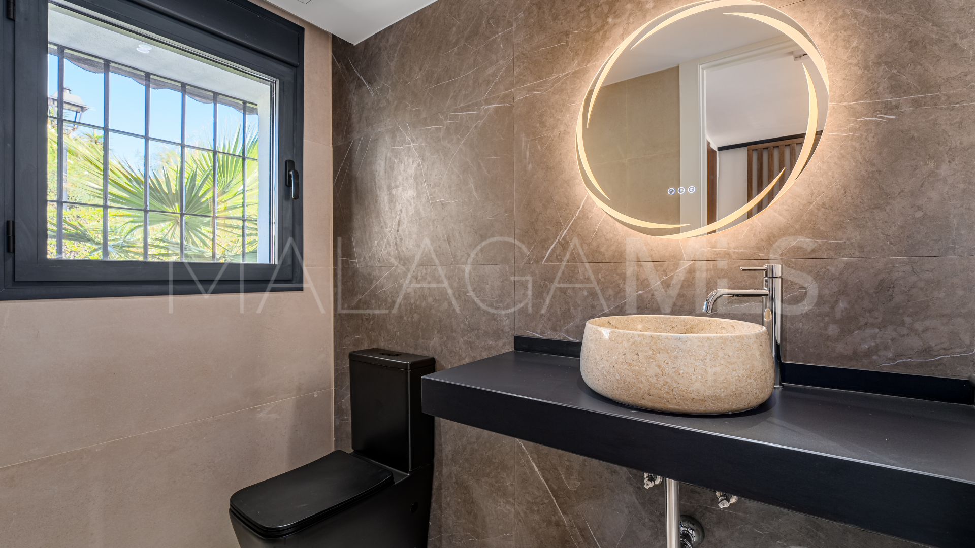 Villa for sale in Cala de Mijas