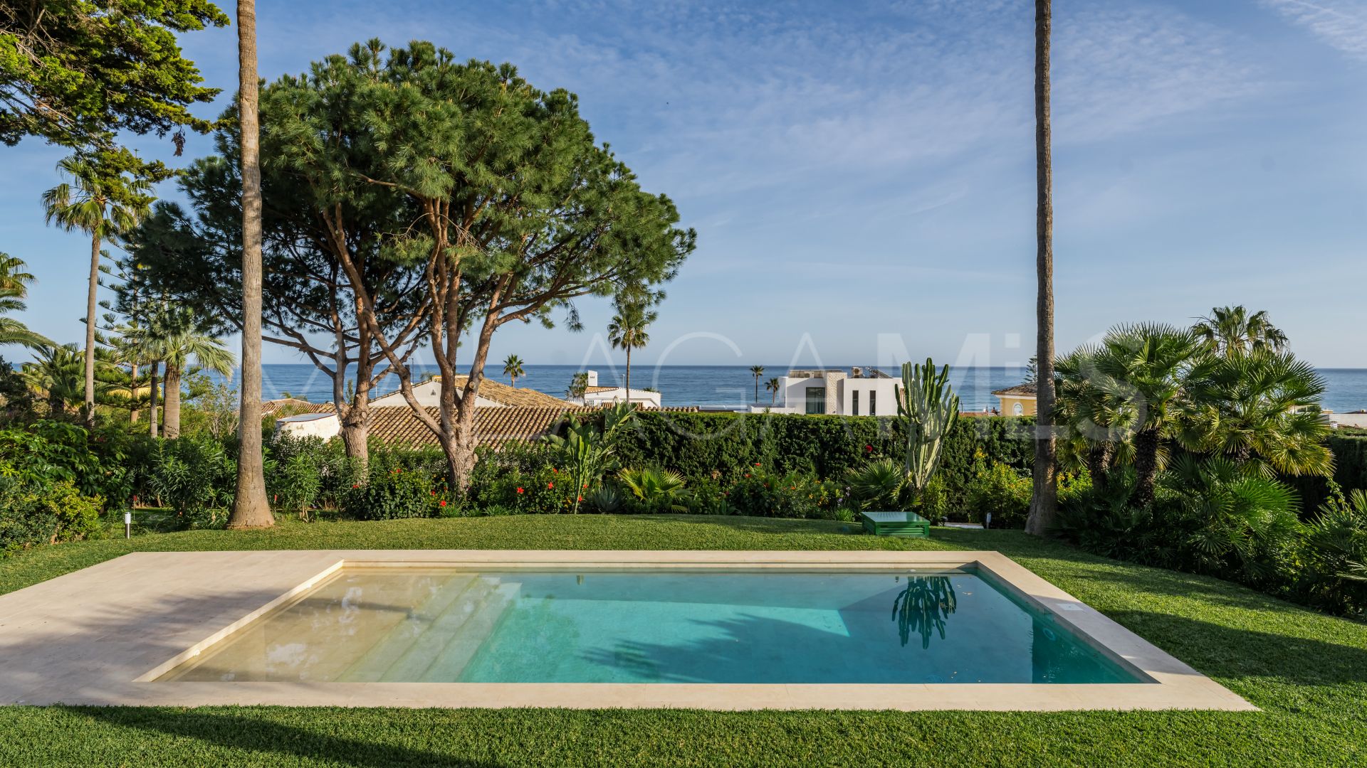 Villa for sale in Cala de Mijas