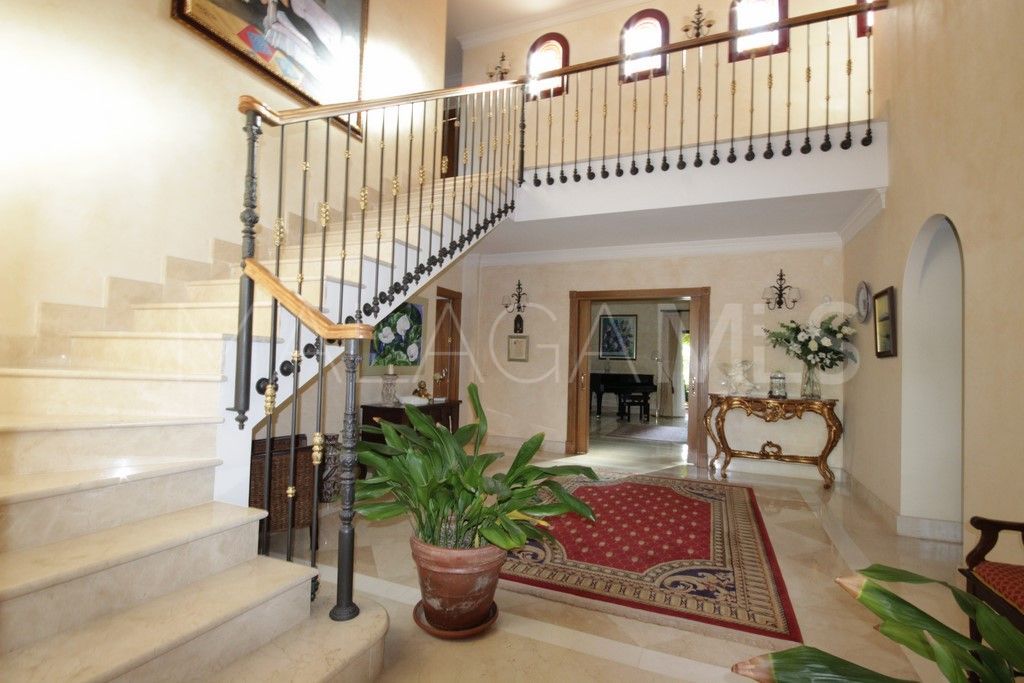 Villa for sale in Altos Reales