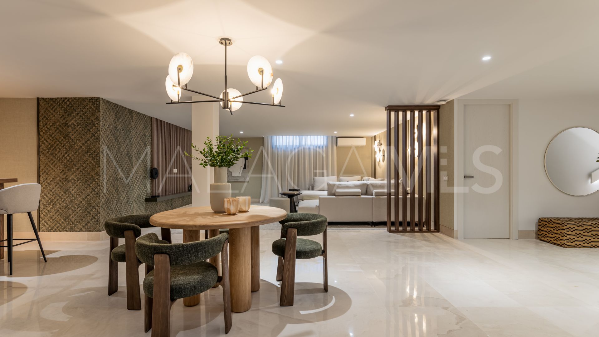 Villa for sale in Lomas del Virrey