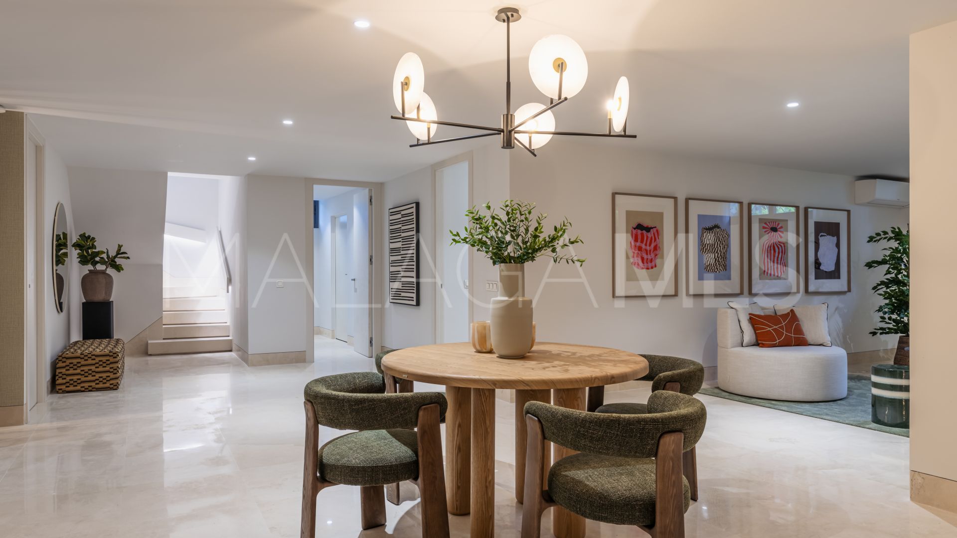 Villa for sale in Lomas del Virrey