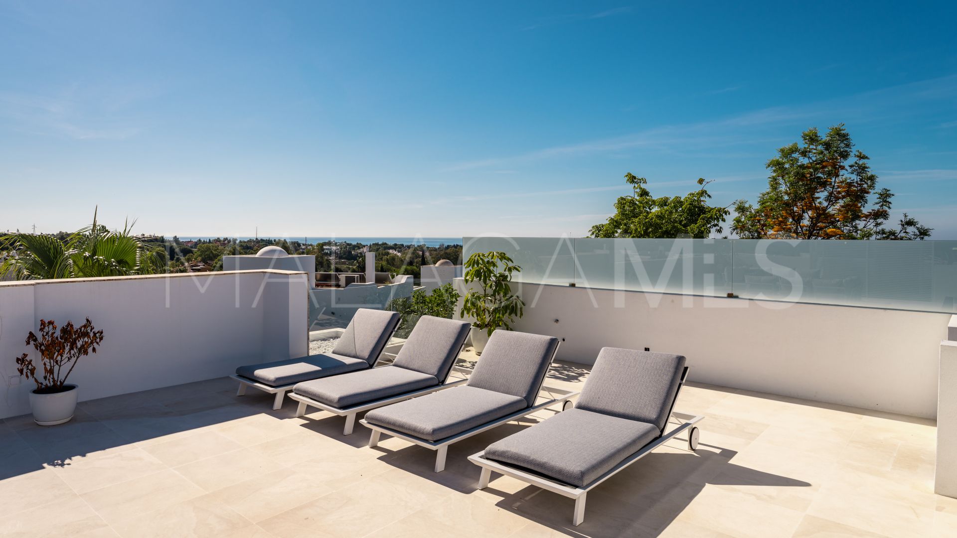 Villa for sale in Lomas del Virrey