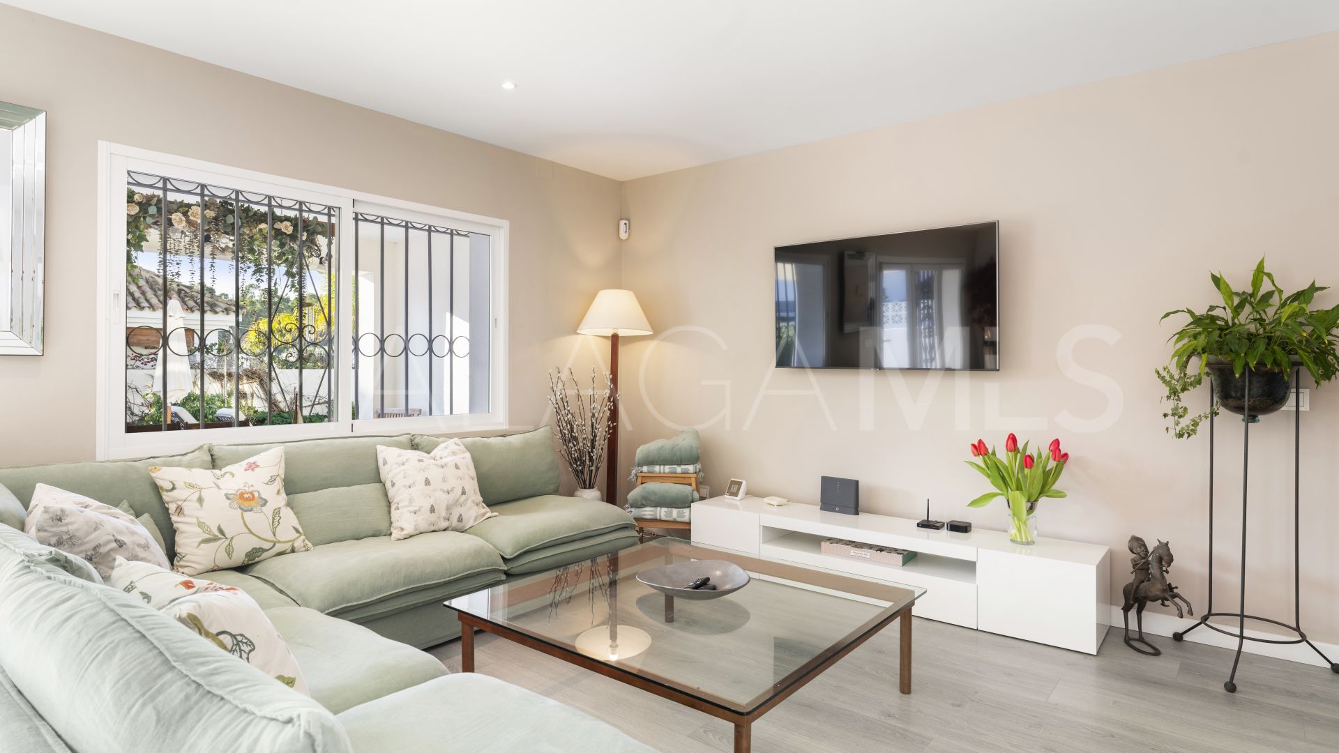 Villa for sale in San Pedro Playa