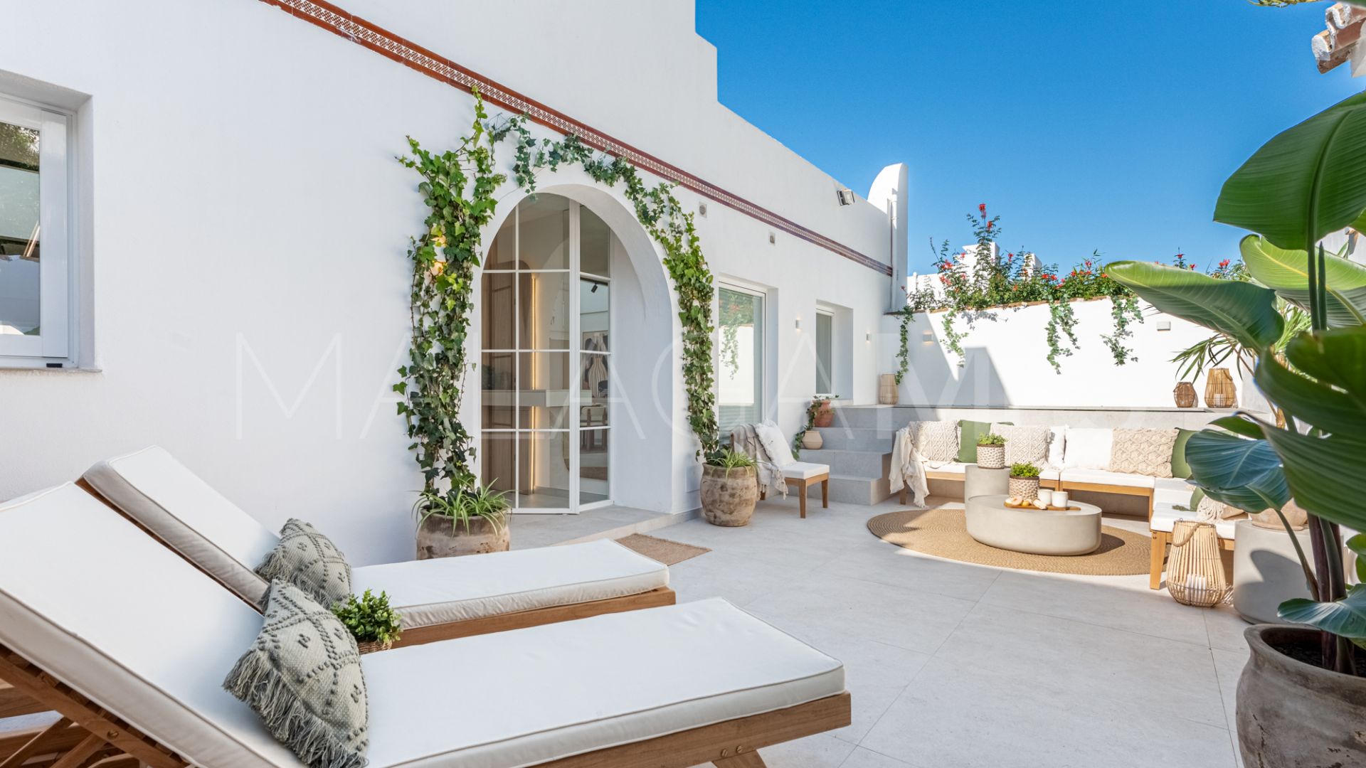 Bungalow for sale in Los Potros