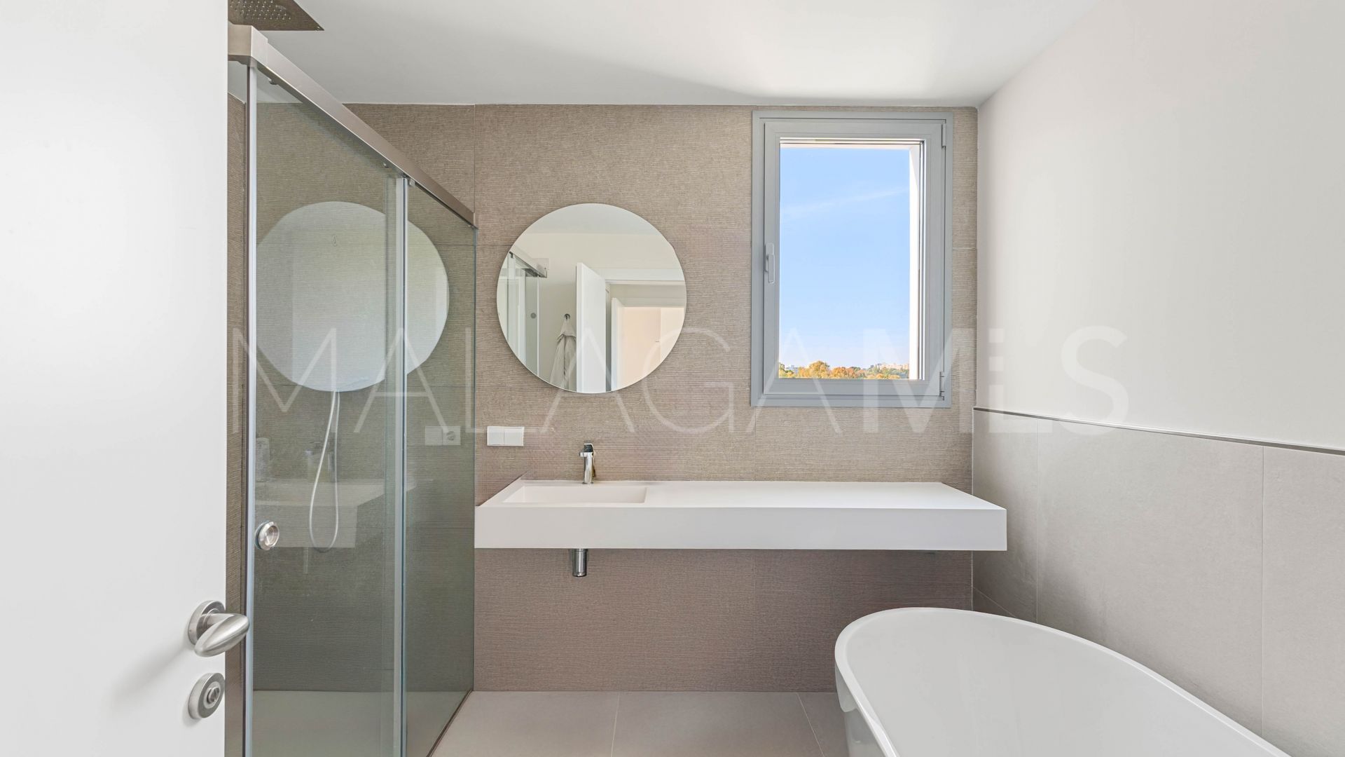 3 bedrooms semi detached villa in Guadalmina Alta for sale