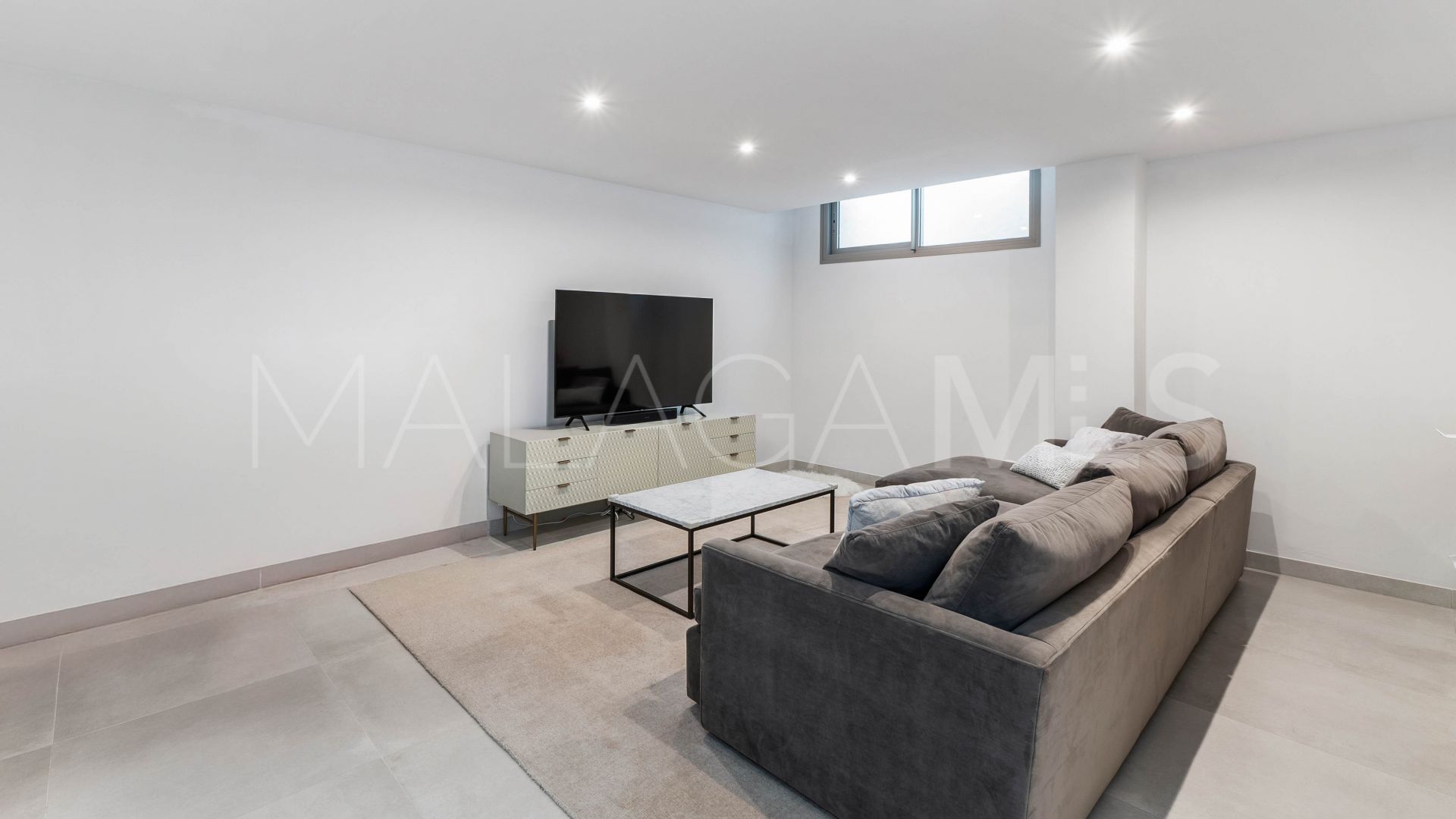 3 bedrooms semi detached villa in Guadalmina Alta for sale