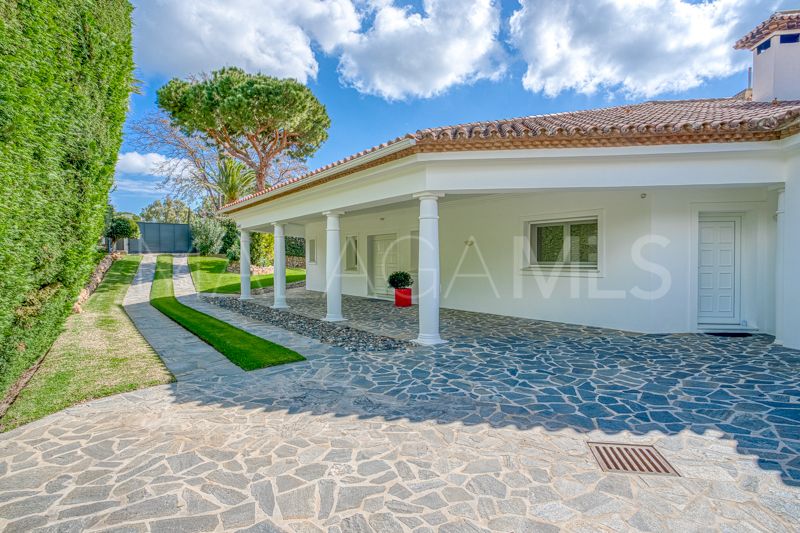 Villa for sale in Hacienda las Chapas