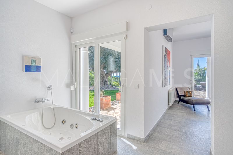 Villa for sale in Hacienda las Chapas