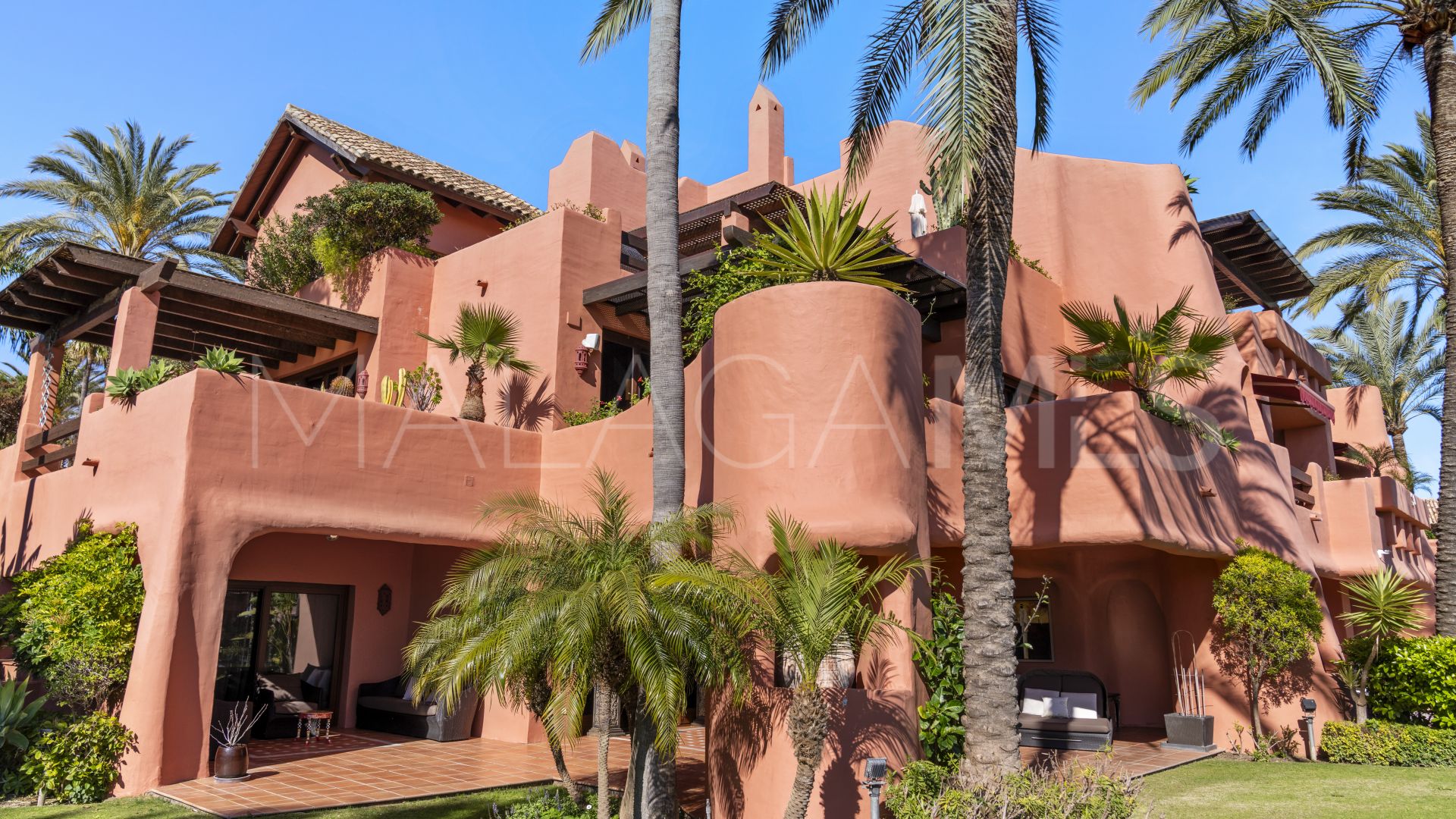 Triplex for sale in Torre Bermeja