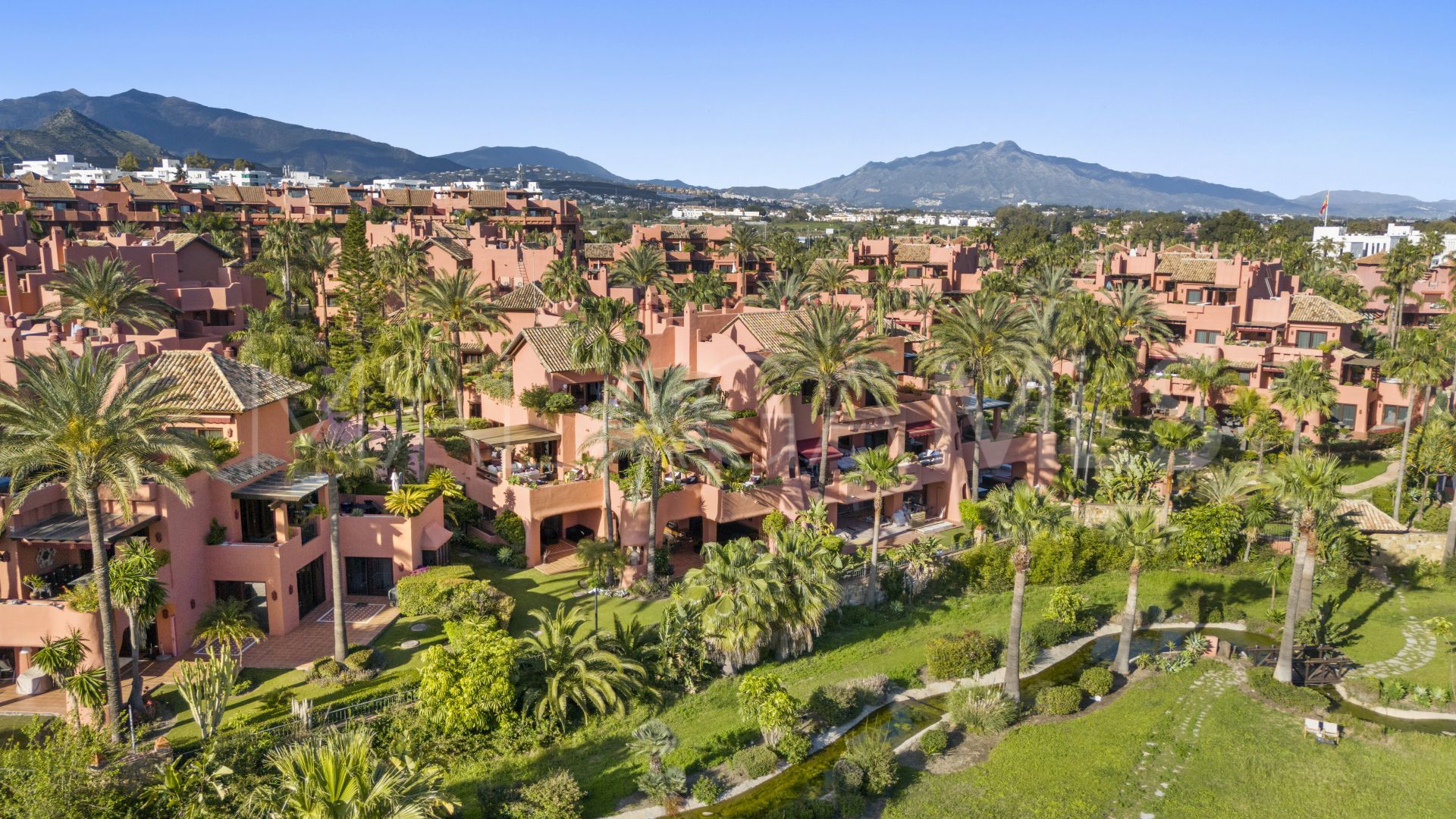 Triplex for sale in Torre Bermeja
