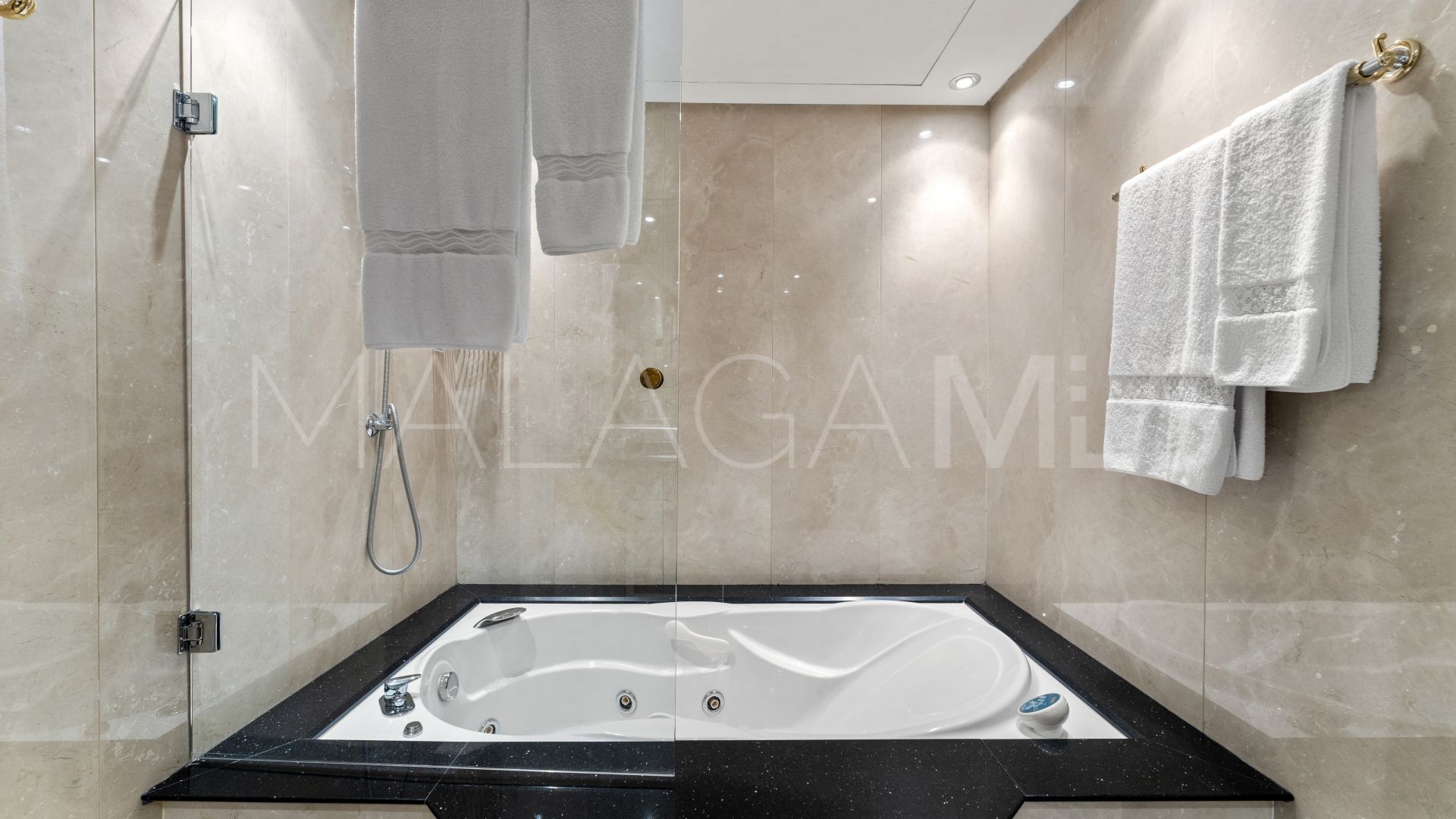 Triplex for sale in Torre Bermeja