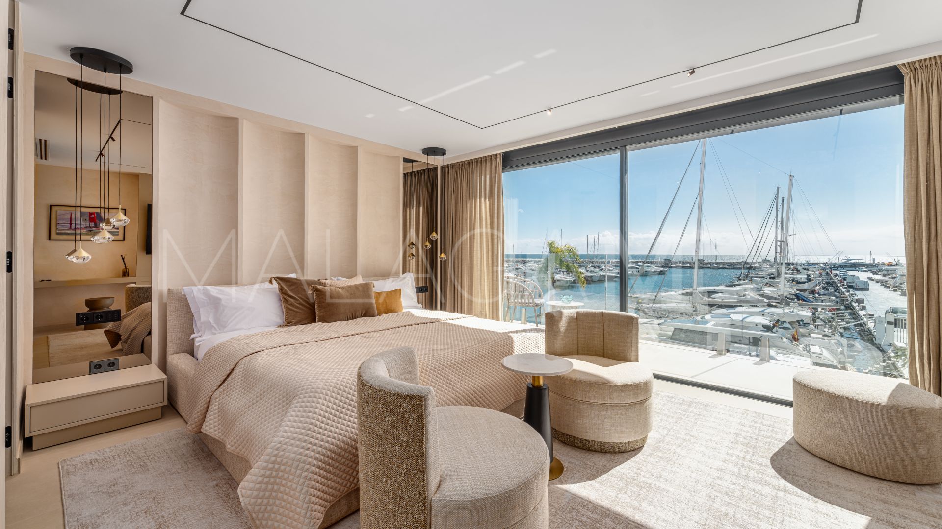 Se vende apartamento with 3 bedrooms in Marbella - Puerto Banus