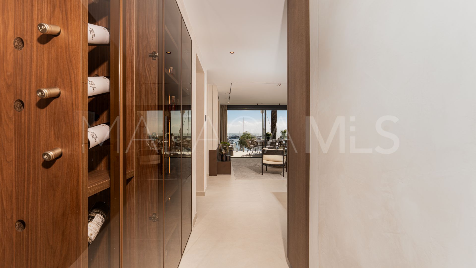 Se vende apartamento with 3 bedrooms in Marbella - Puerto Banus