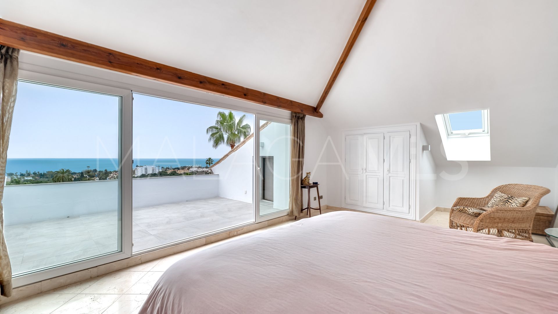 Villa for sale in Rio Real